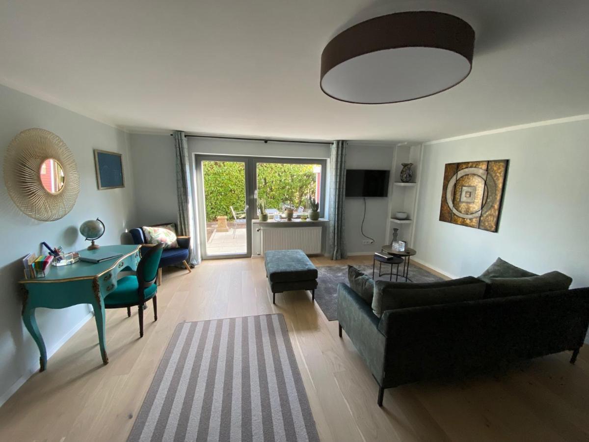 Schöne Wohnung mit Ausblick und Gartensitzplatz Lörrach Exterior foto